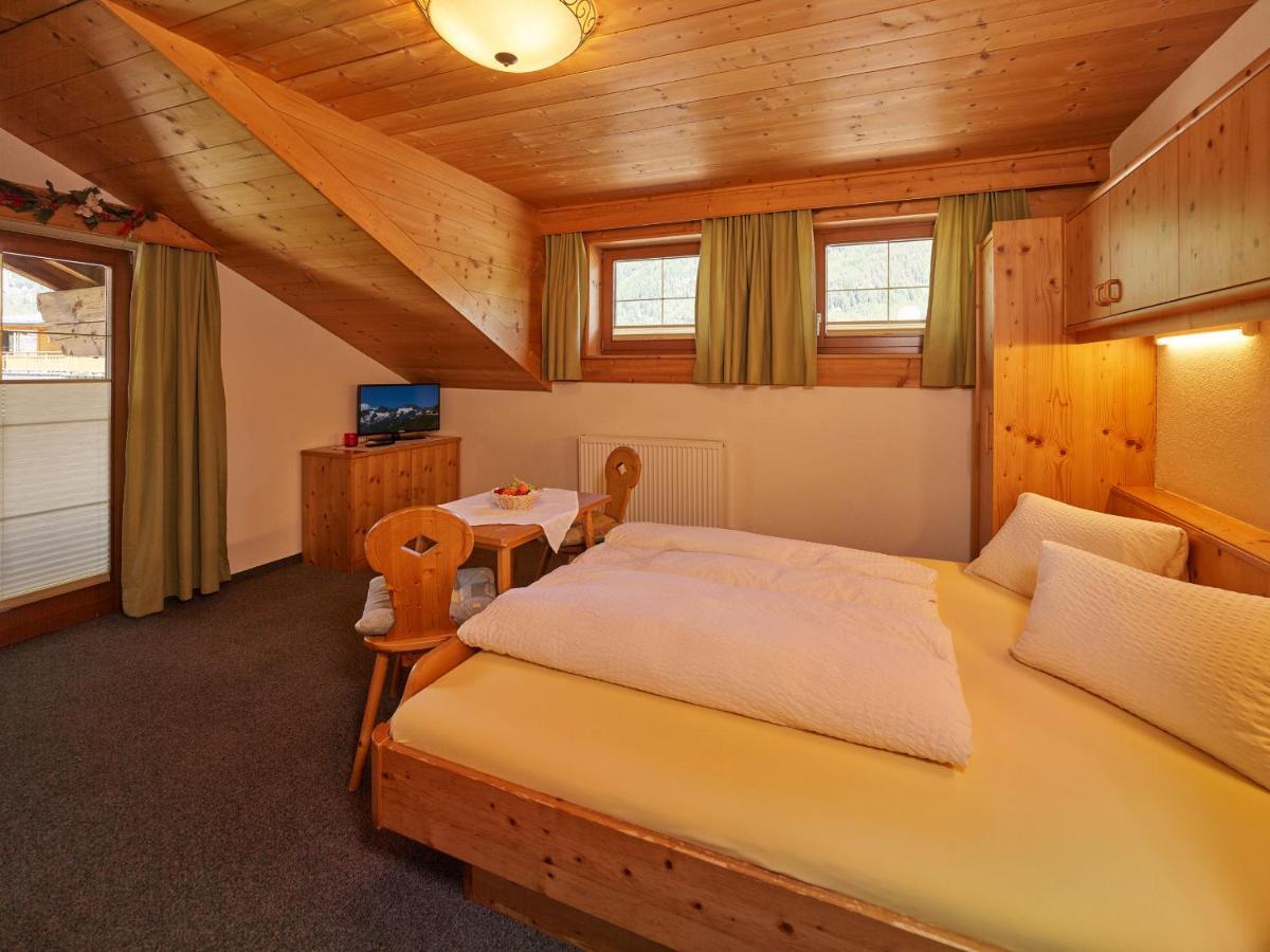 Haus Erbhof Hotel Sölden Buitenkant foto