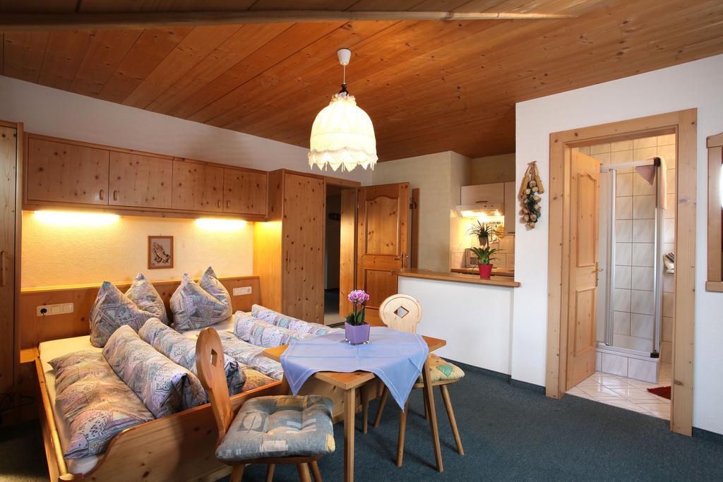 Haus Erbhof Hotel Sölden Kamer foto
